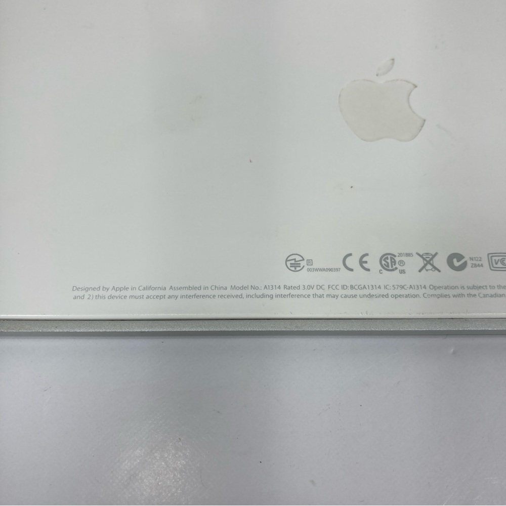 Genuine Apple A1314 Bluetooth Aluminum Keyboard Silver Compact - TESTED - Picture 6 of 9